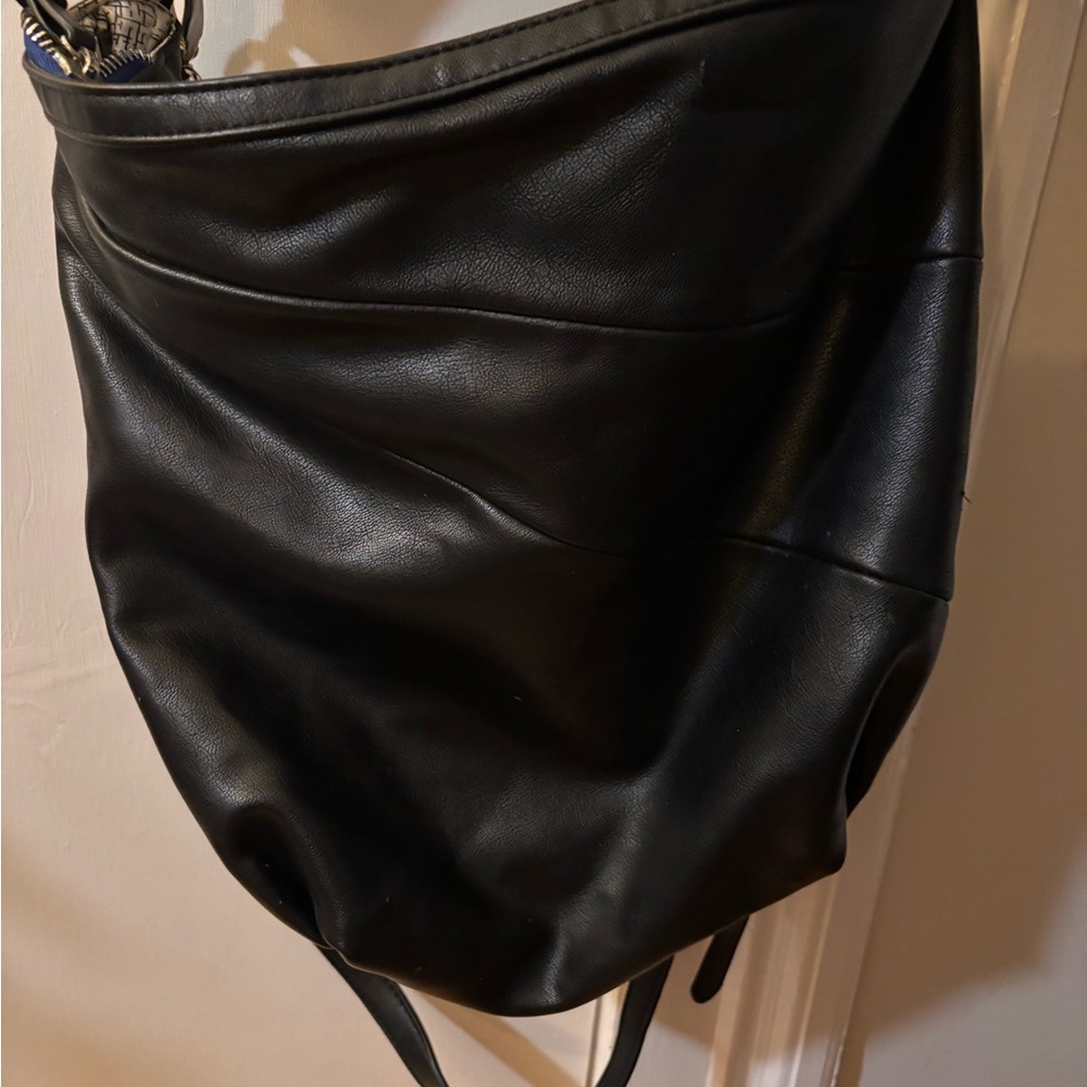 Large Leather Purse - Picture 2 of 10